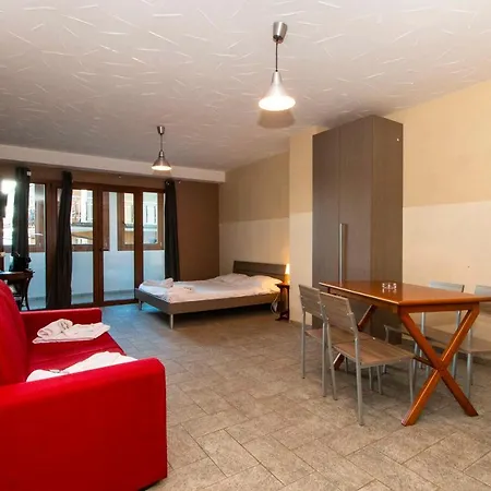 Maison Mati Living מלון דירות 2*